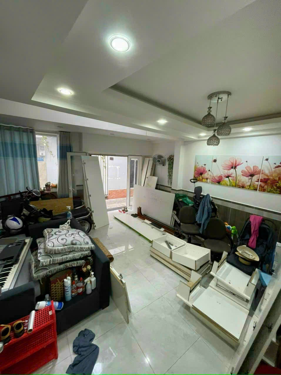 Chốt nhanh nhà hẻm Cộng Hoà, 5,2m x 5,5m, 3PN, 3WC, sổ hông riêng