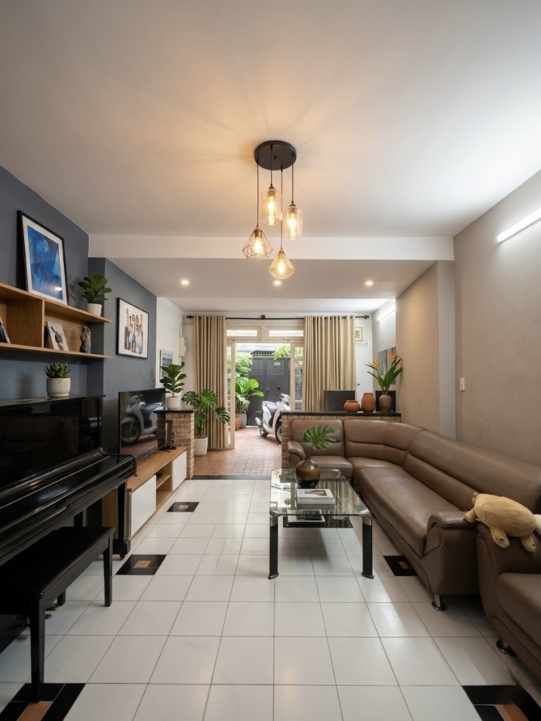Hàng xóm Cư xá, Lữ Gia, Lý Thường Kiệt 90m2, giếng trời đón sáng, xe hơi ngủ nhà