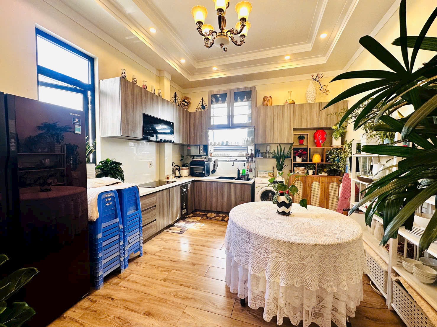 Biệt thự Nguyễn An Ninh kiên cố đẹp nhiều mảng xanh tiện ích đầy đủ