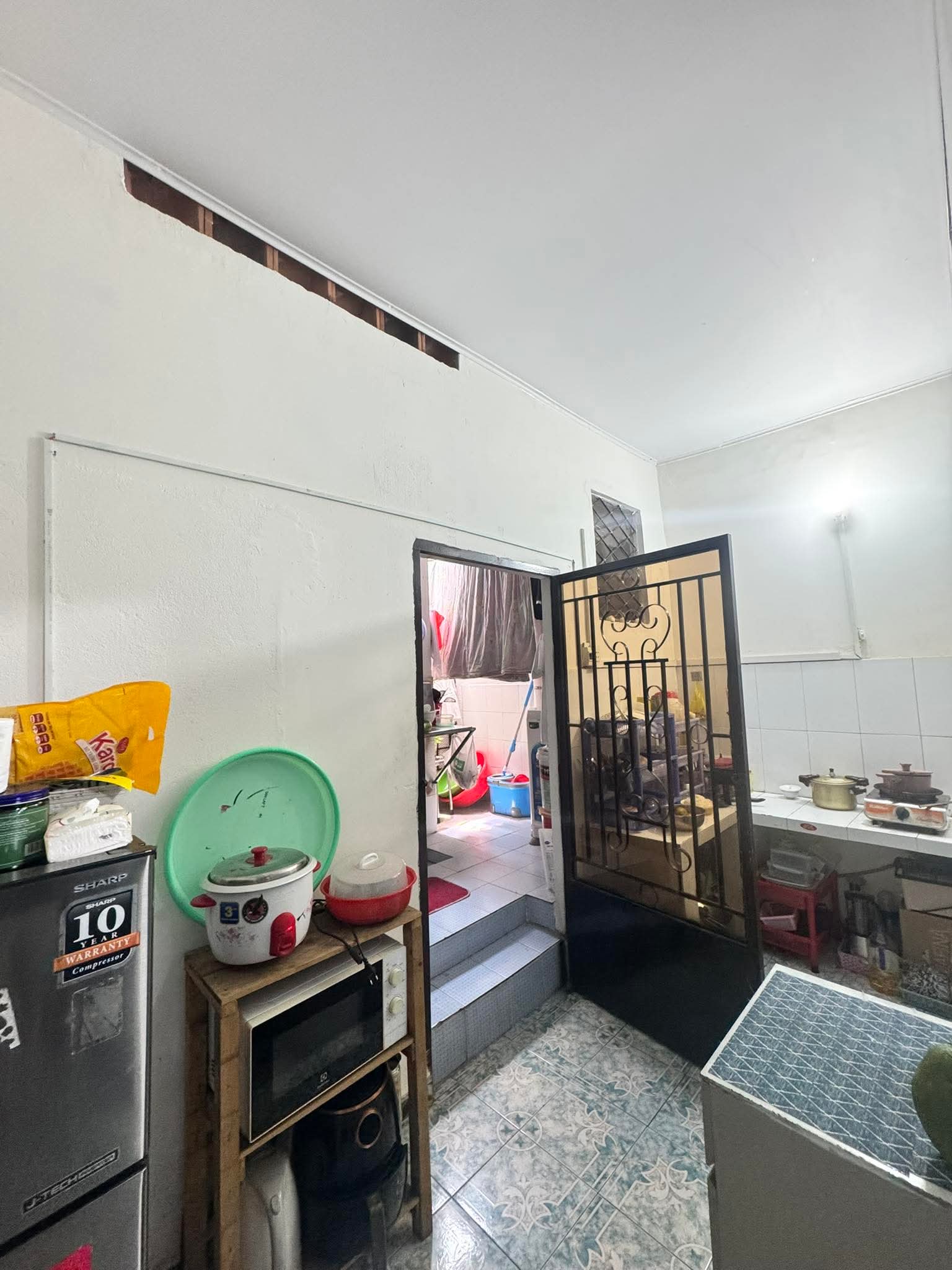 Bán nhà Lê Văn Chí - 5.2 tỷ có nhà 112m2 - Gồm 1 căn nhà và 3 phòng trọ - Thu nhập 12 triệu/tháng