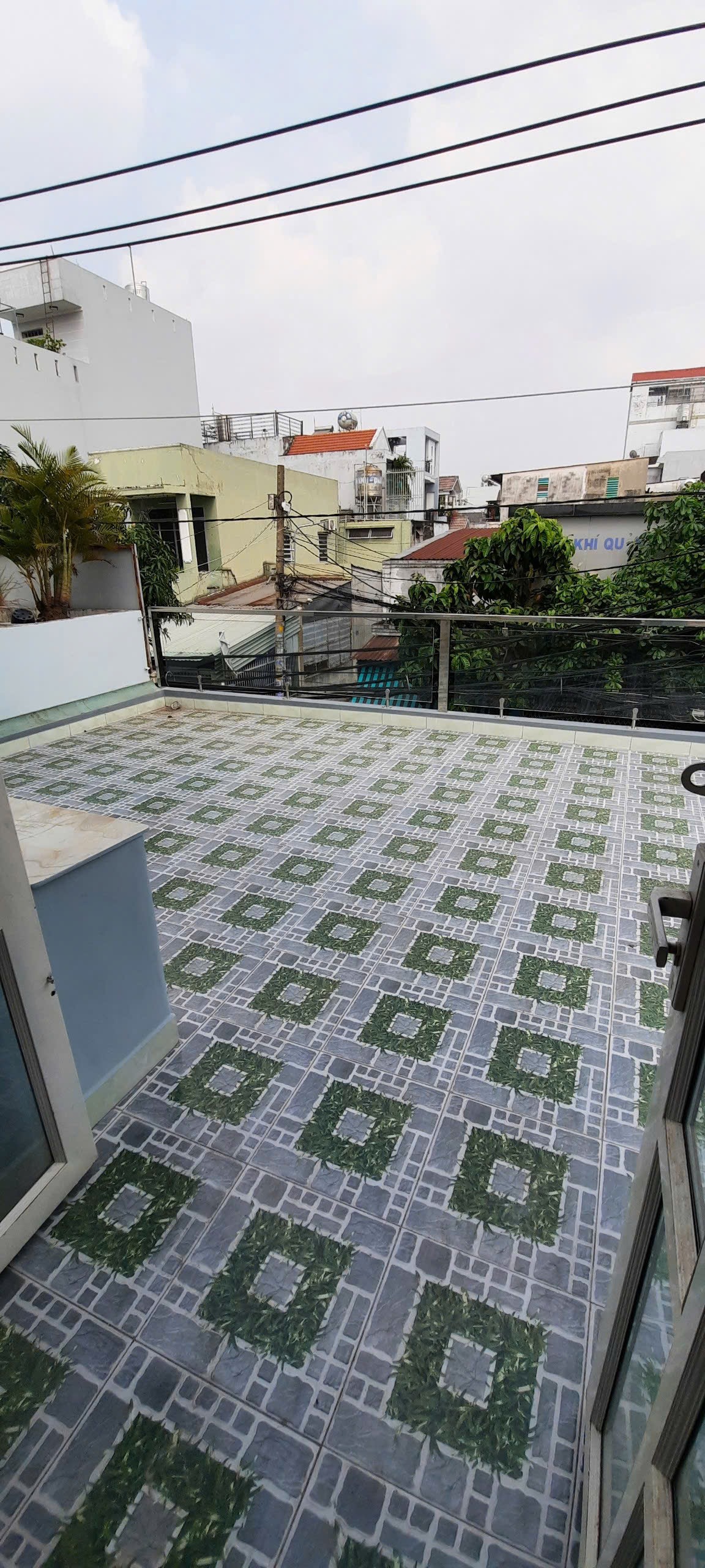 Chính chủ bán gấp nhà mái thái ngang 6m, 1 trệt, 1 lầu, 3 phòng ngủ, 91m2