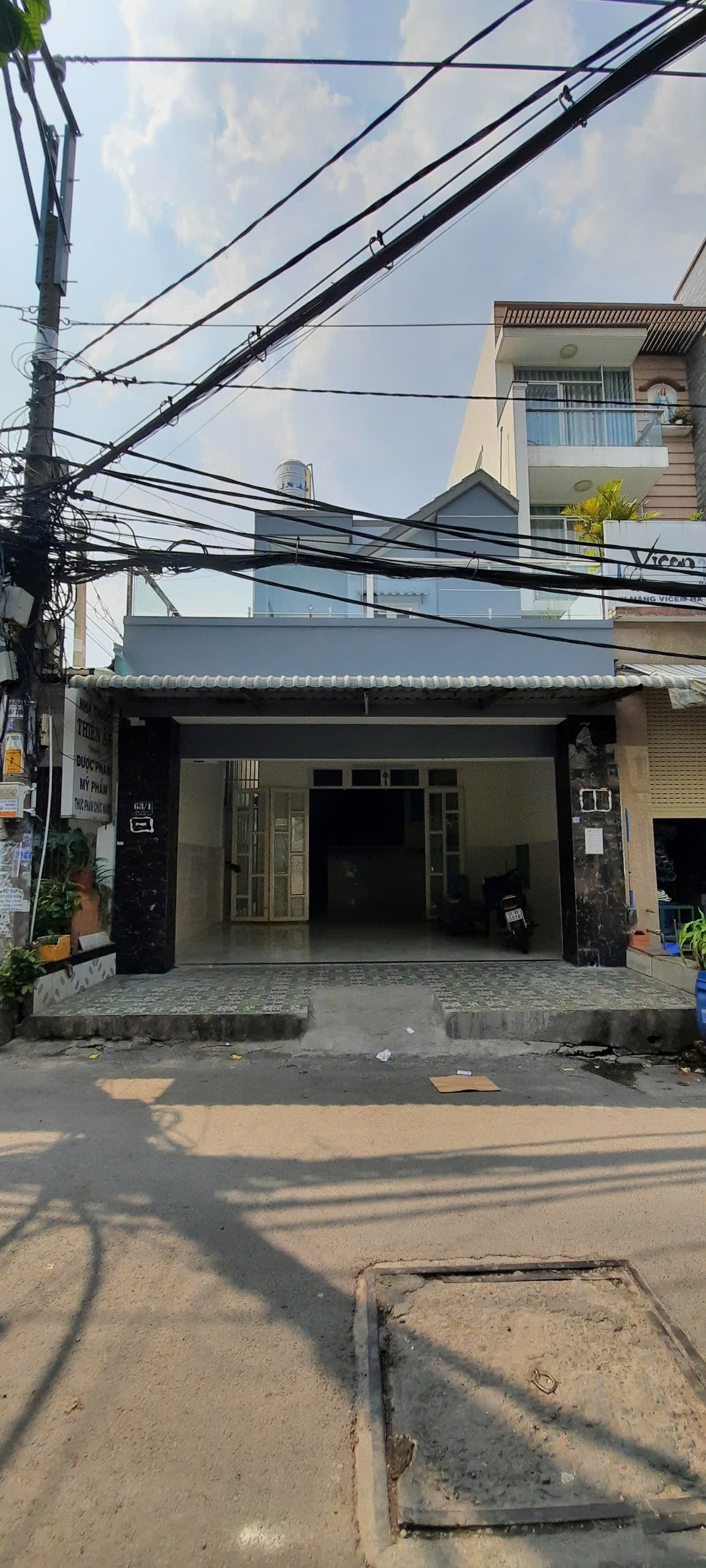 Chính chủ bán gấp nhà mái thái ngang 6m, 1 trệt, 1 lầu, 3 phòng ngủ, 91m2