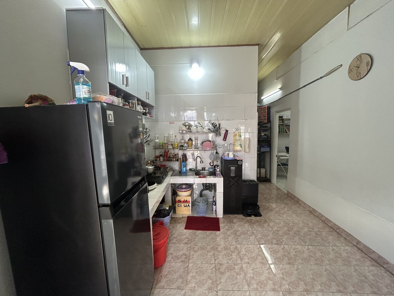 Phường Tân Phú hơn 3 tỷ, 72m2, nhà 2 phòng ngủ, ngang 6,2m, cấp 4 còn mới vào ở ngay