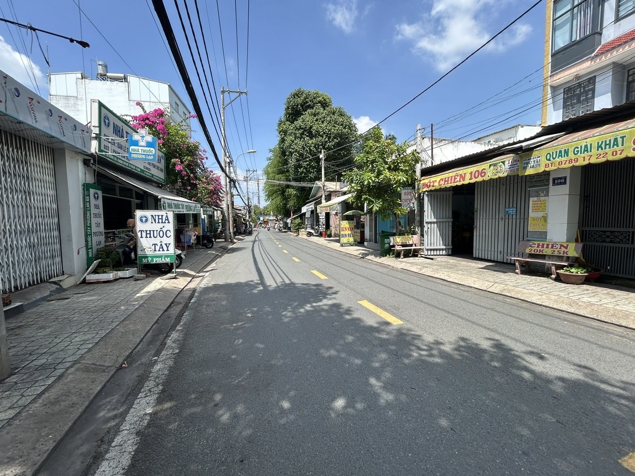 Phường Tân Phú hơn 3 tỷ, 72m2, nhà 2 phòng ngủ, ngang 6,2m, cấp 4 còn mới vào ở ngay