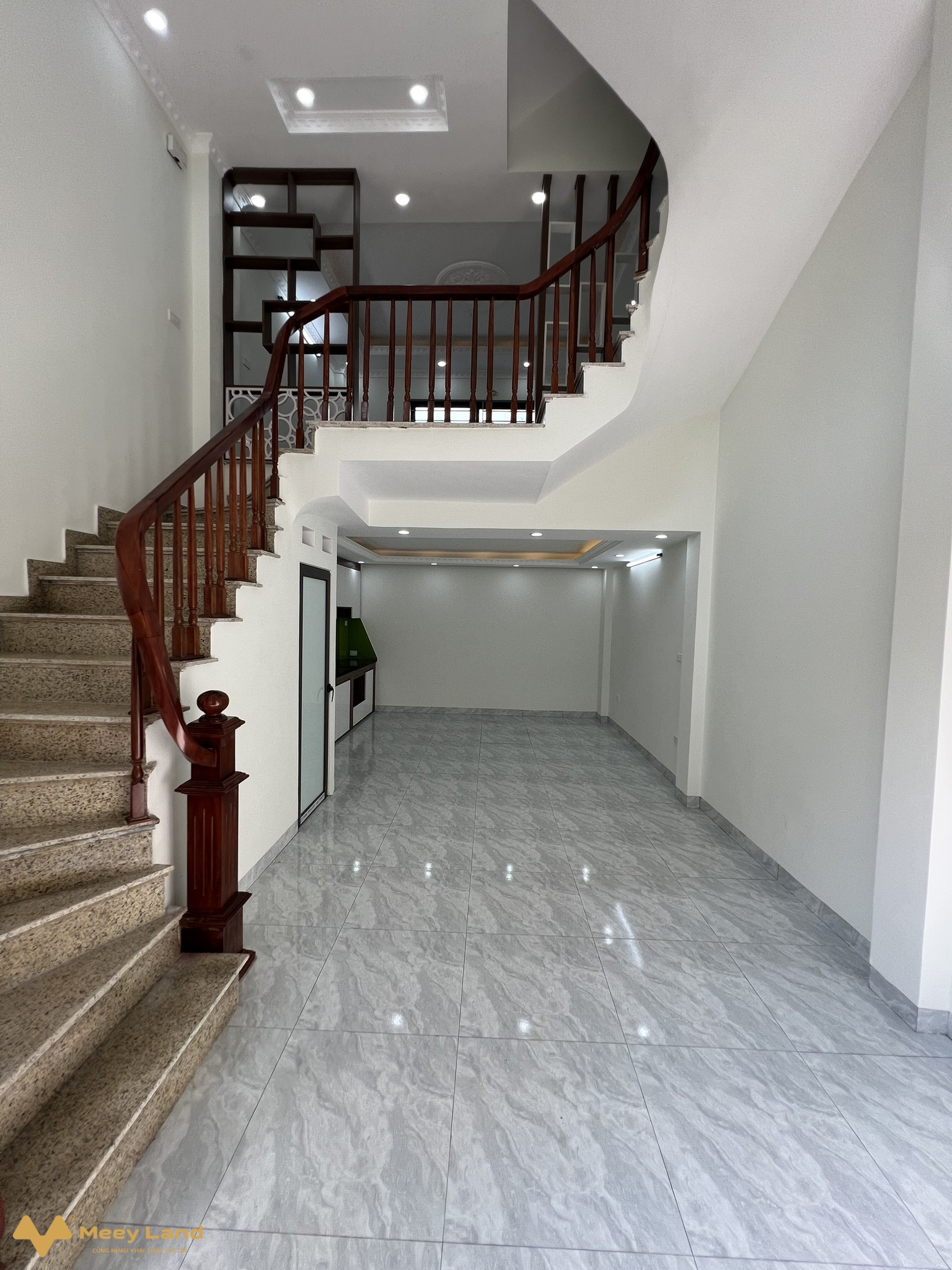 Bán nhà Cổ Điển 46m2, 4 tầng xây mới ở luôn, ngõ nông rộng, ô tô 10m, giá chỉ 7,2 tỷ