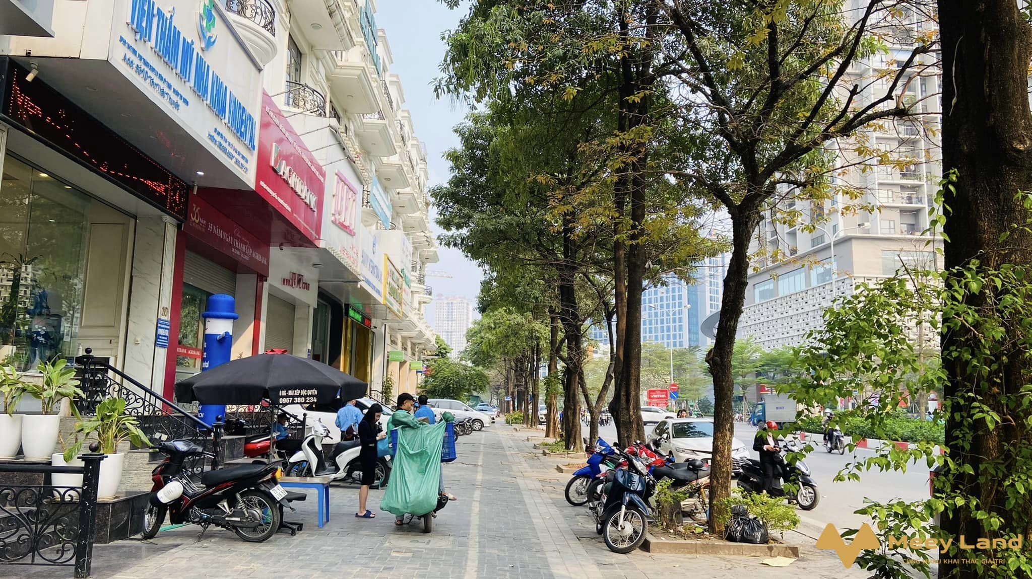 Mặt phố Tôn Thất Thuyết, trung tâm Cầu Giấy, đường to, vỉa hè rộng, kinh doanh đỉnh