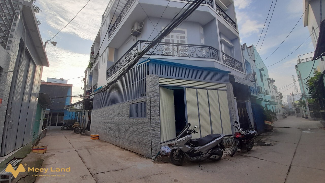 Cần bán rẻ nhà xinh 50m2, 1 trệt 3 lầu Phú Định, quận 8, Hồ Chí Minh