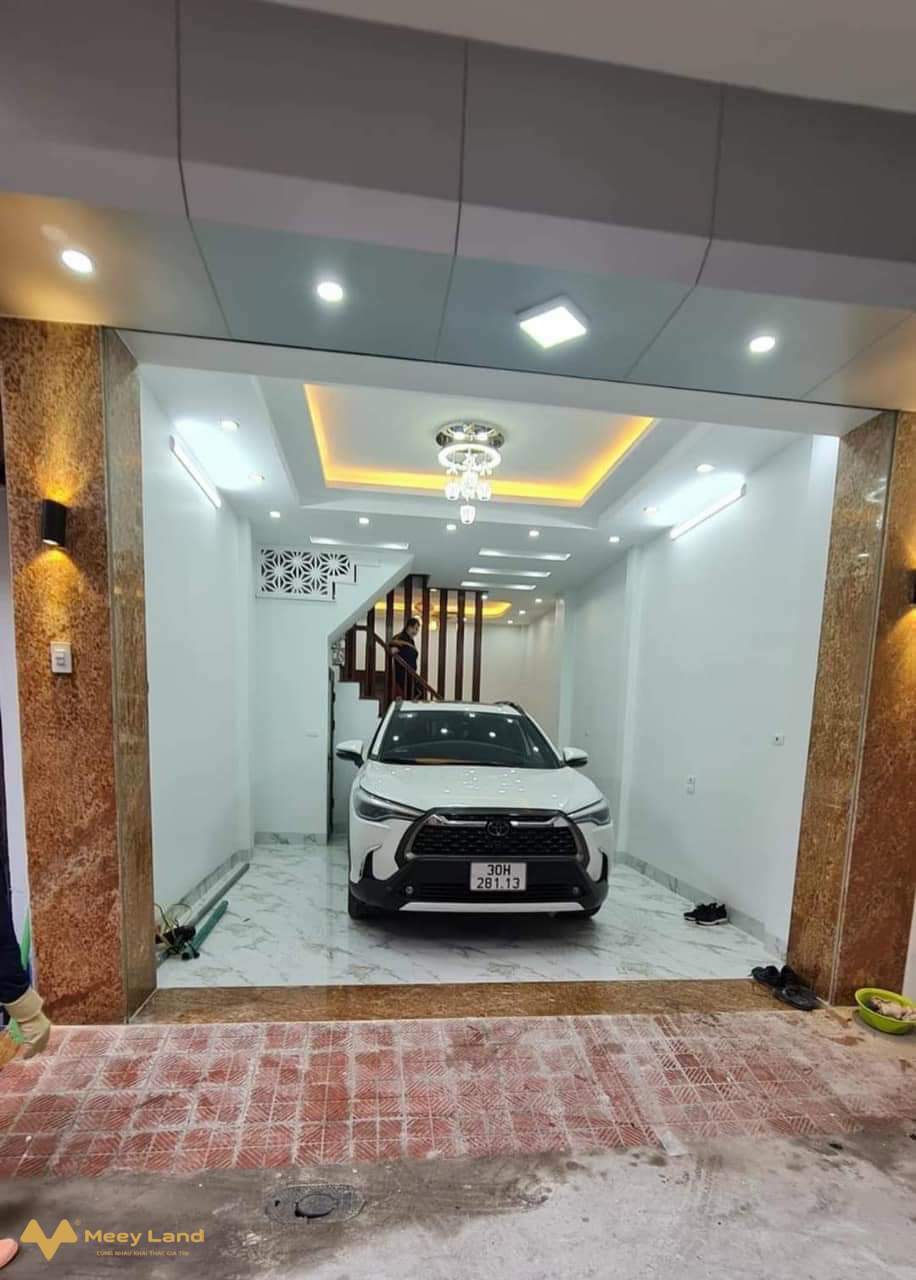 Bán nhà mặt đường An Khánh, kinh doanh, ô tô đỗ cửa 38m2, 5 tầng, full nội thất