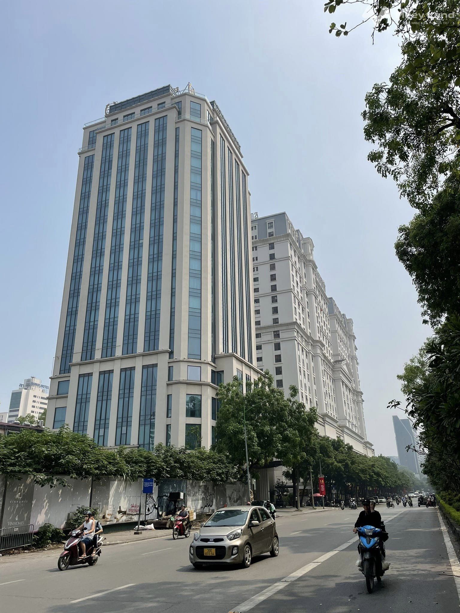 Bán sàn văn phòng thương mại mặt phố Giảng Võ, cho thuê 190 triệu/tháng