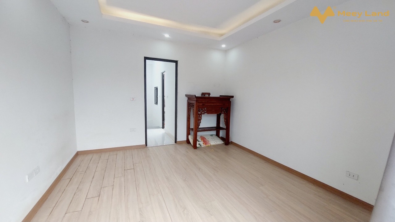 Bán nhà mới An Khánh, Đại Lộ Thăng Long 36m2, 5 tầng, 4 phòng, ô tô đỗ gần nhà
