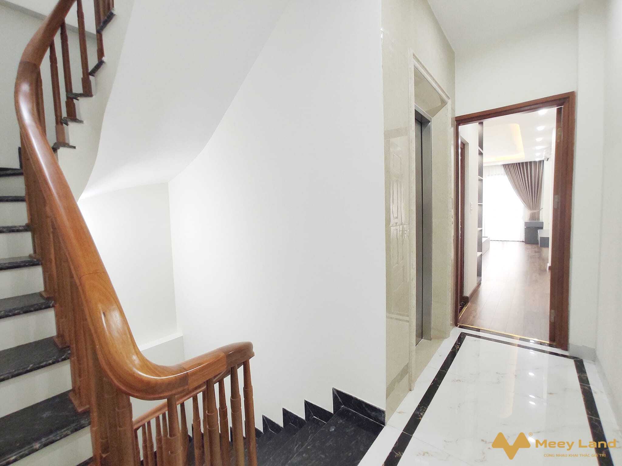 Phân lô Văn Khê, Hà Đông, 7 tầng, thang máy nhà mới, kinh doanh