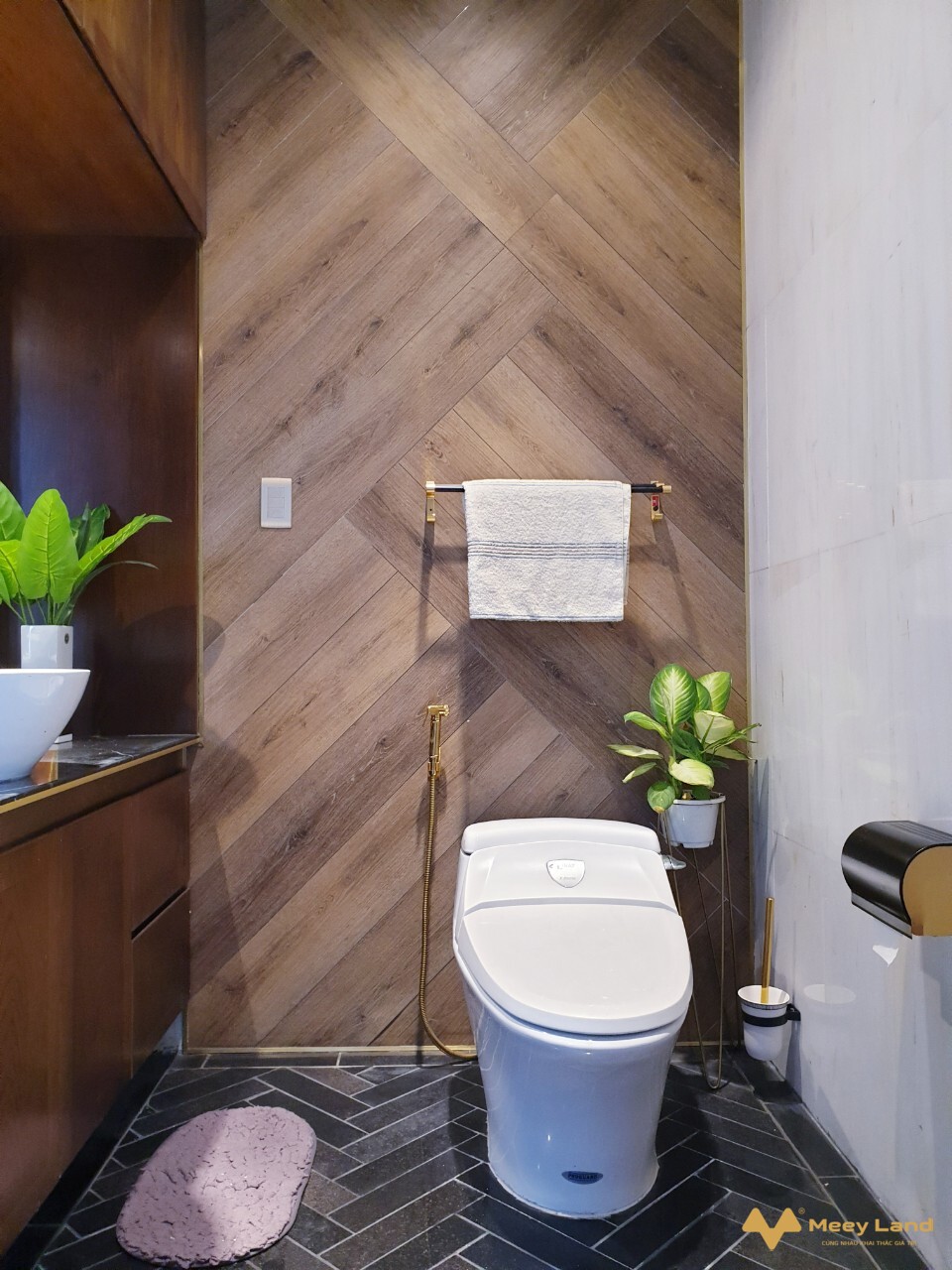 Bán rẻ biệt thự đẳng cấp 188m2, 1 trệt 2 lầu Nguyễn Duy Trinh, quận 2, Hồ Chí Minh