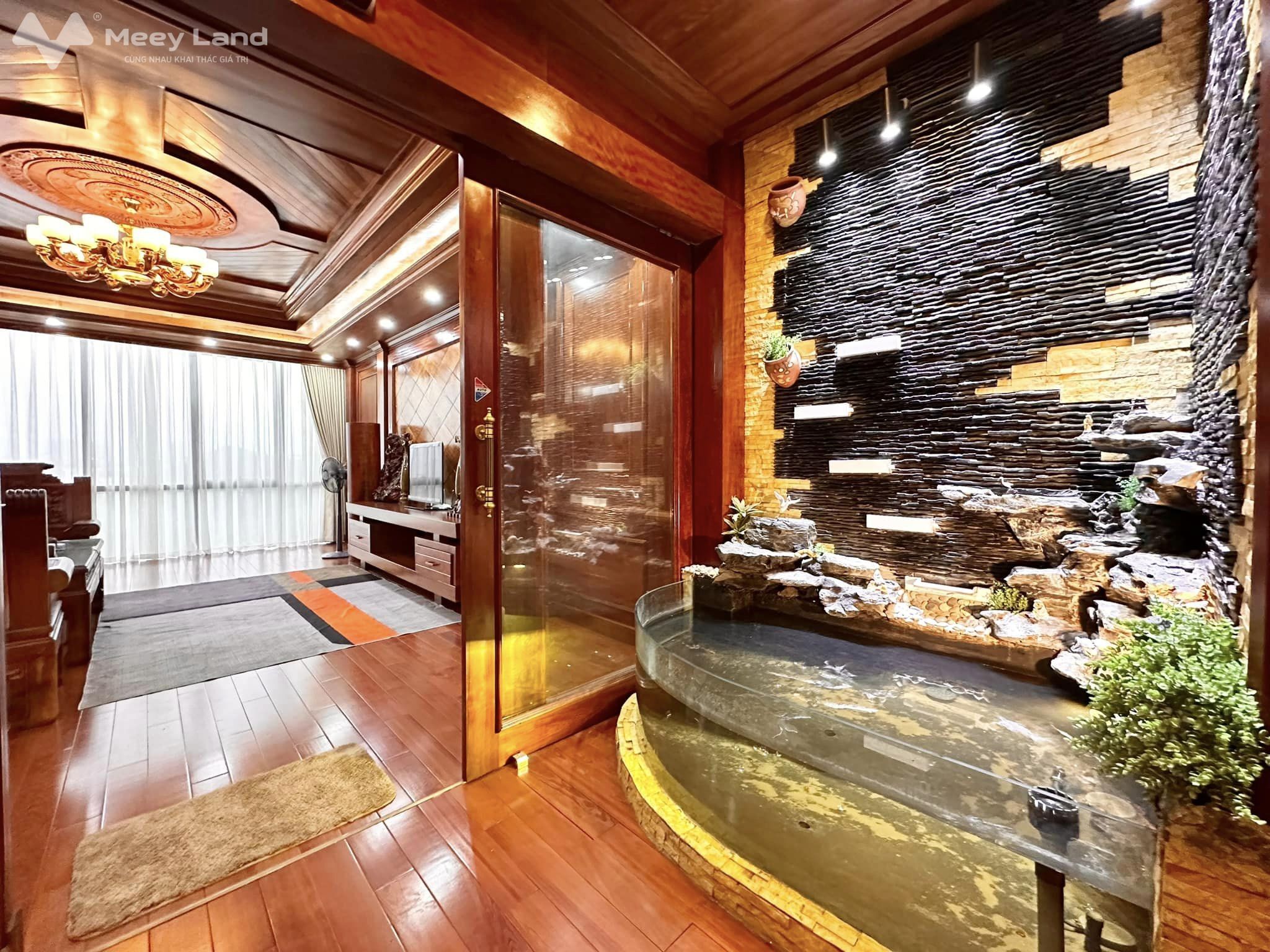 Mặt phố Giáp Nhất, Thanh Xuân, 9 tầng thang máy, vừa ở vừa cho thuê 70 triệu/tháng