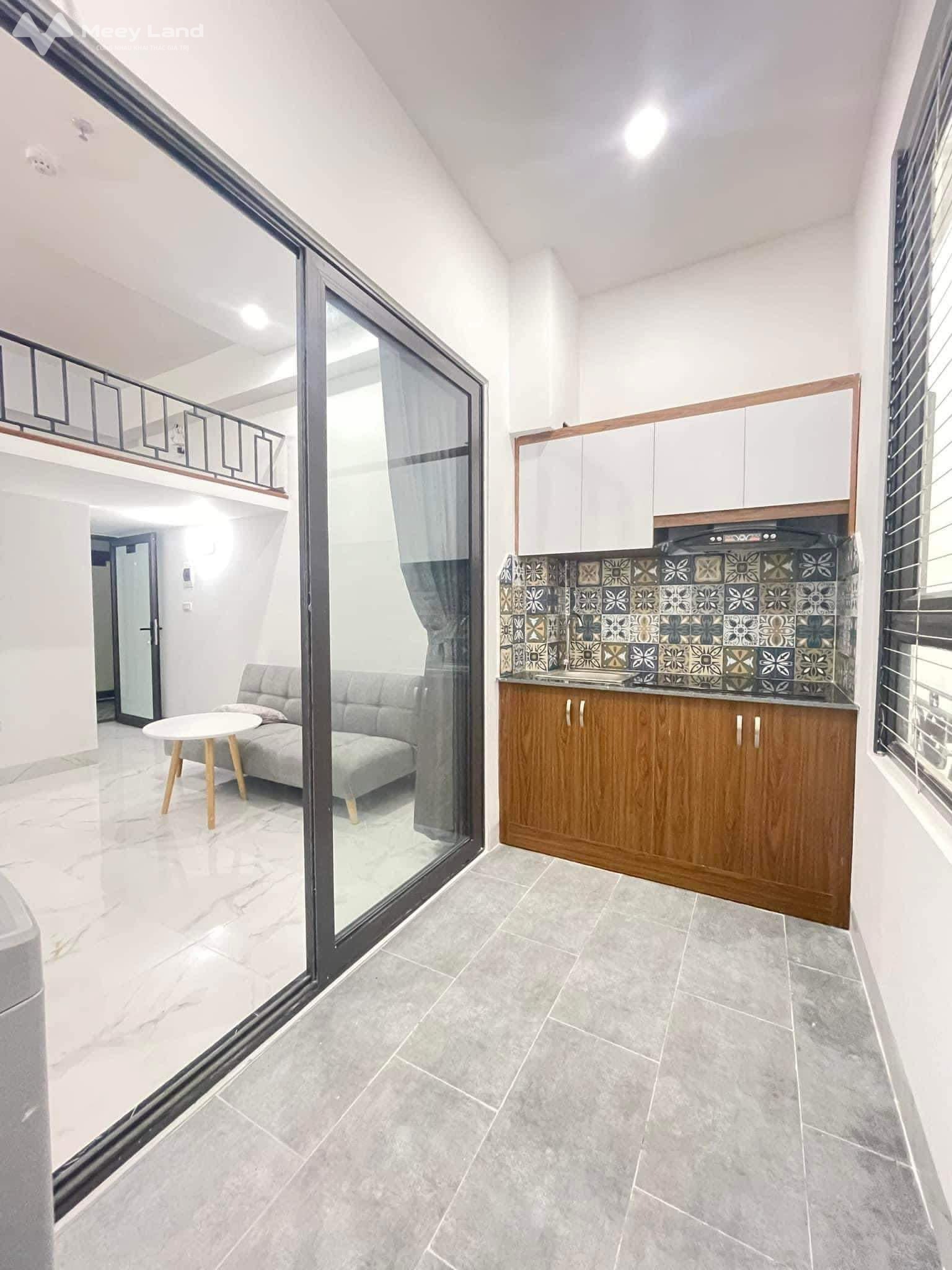 Chung cư mini phố Quan Nhân, gồm 21 phòng khép kín, 3 mặt thoáng, cho thuê 140 triệu/ tháng