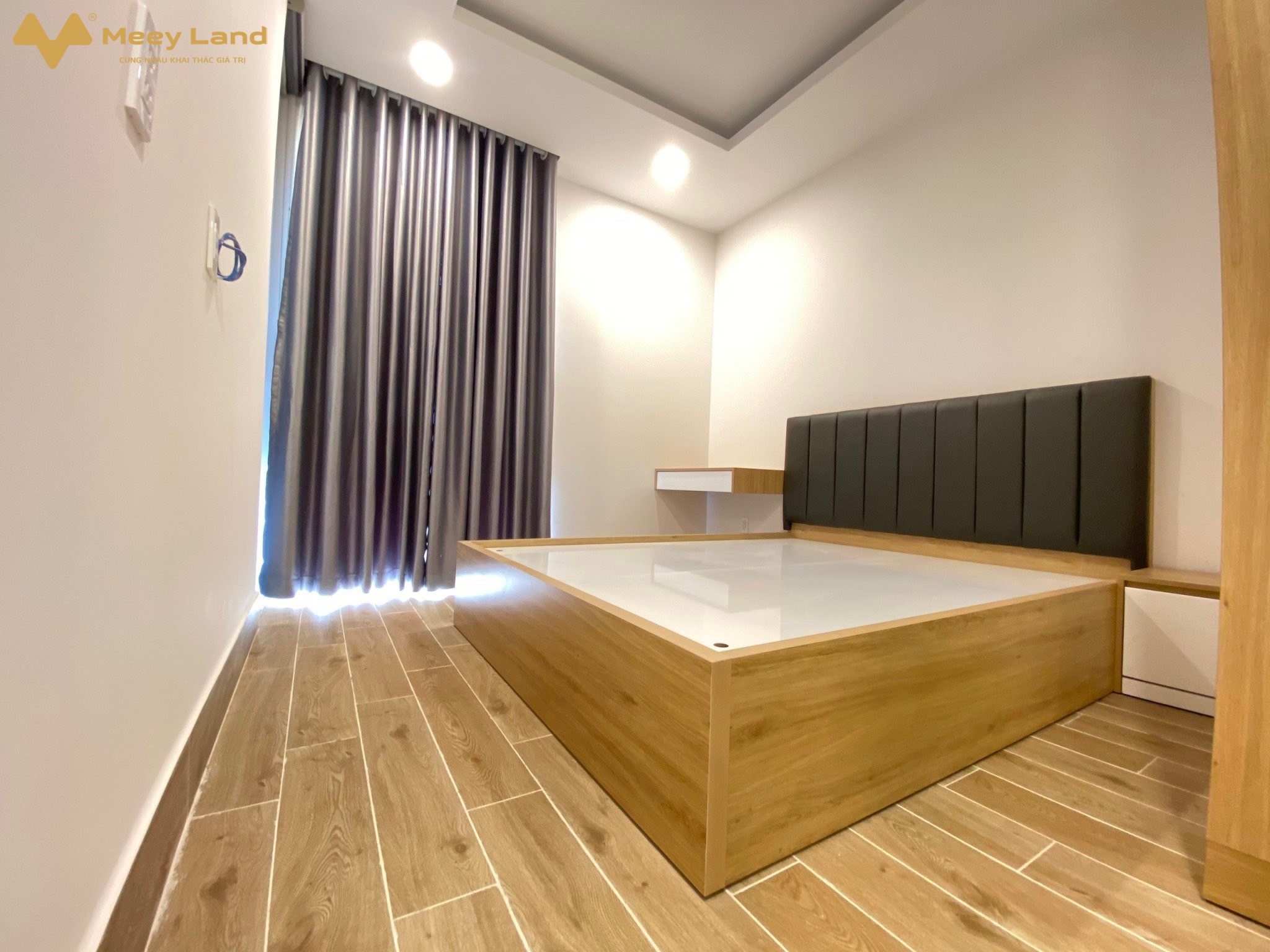 Bán gấp căn hộ 2 phòng ngủ 74m2 nhà hoàn thiện giá 5,3 tỷ tổng giá