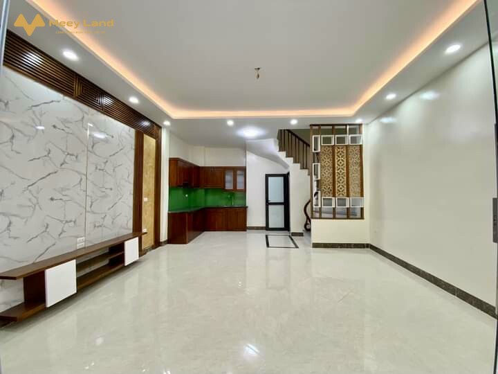 Bán nhà Phương Canh 35m2, 5 tầng, ngõ rộng, ô tô đỗ sát nhà, nội thất đẹp giá mềm