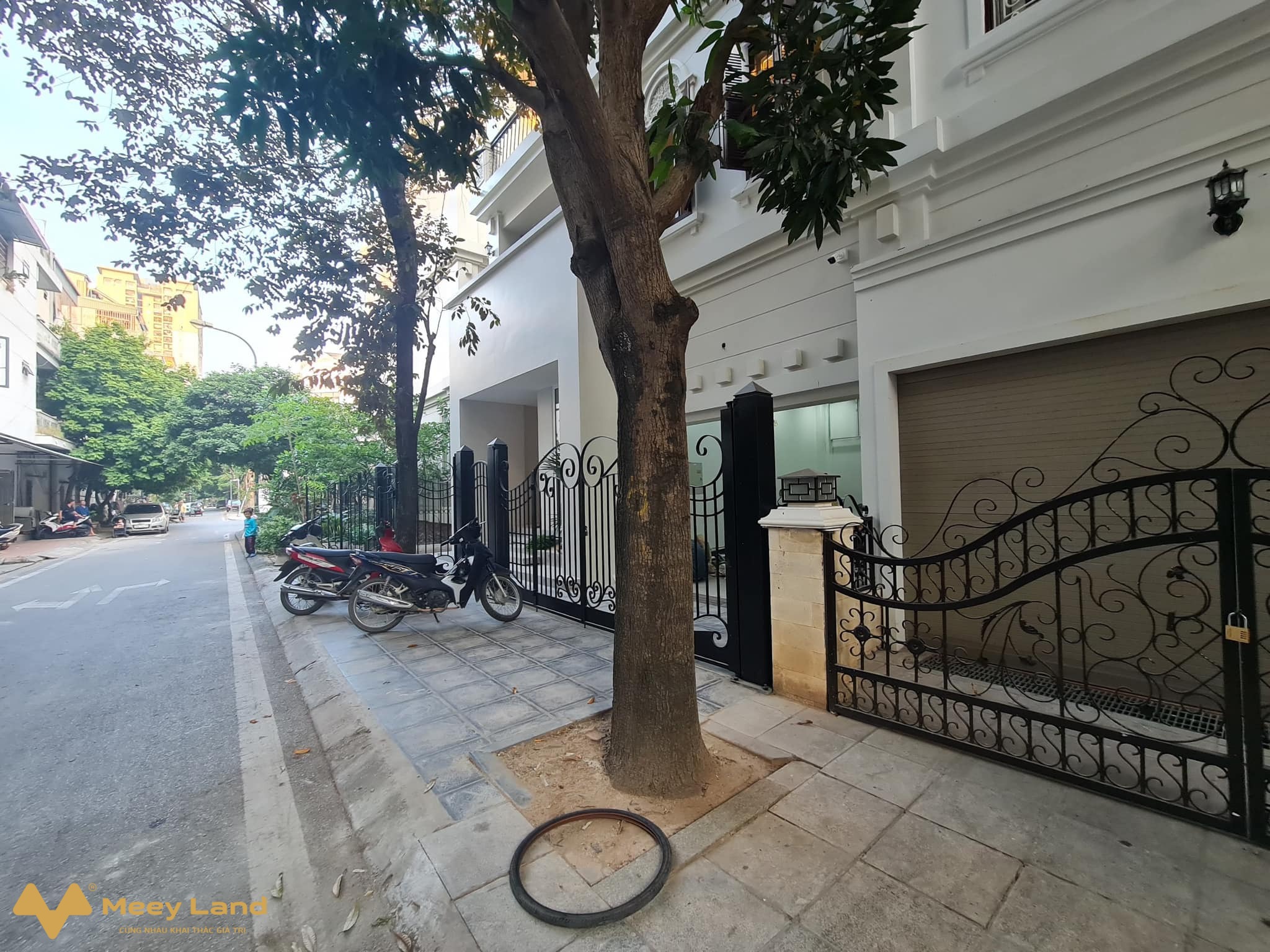 Chính chủ bán biệt thự Hyundai Hillstate, trung tâm Hà Đông, full nội thất xịn sò