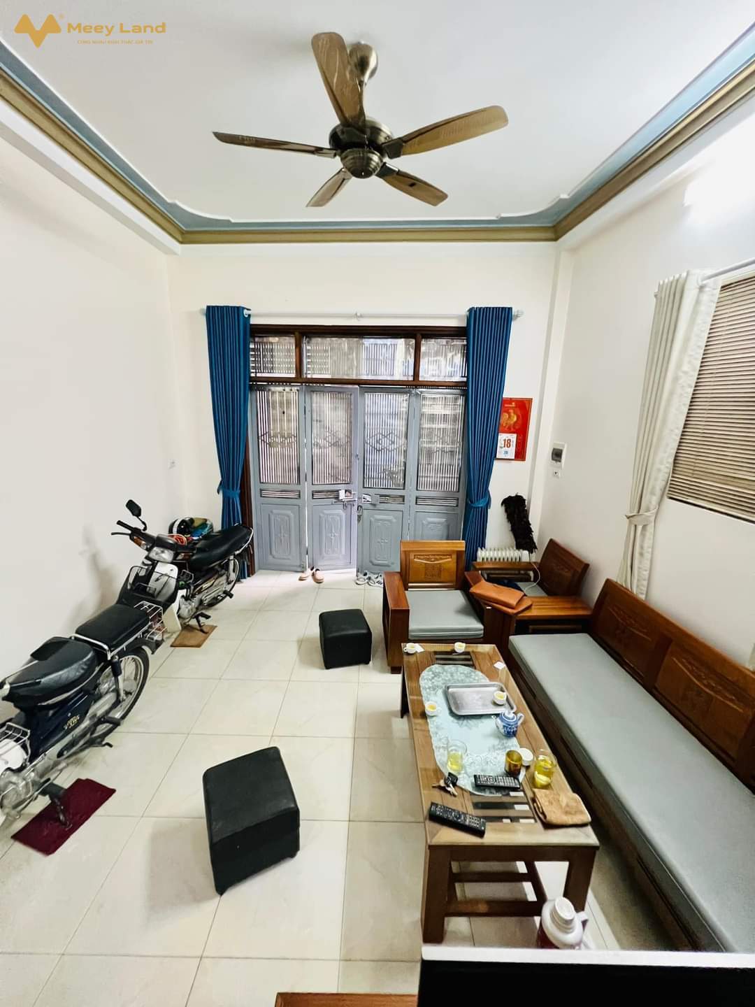 Chính chủ bán nhà Vân Canh 40m2, 4 tầng, 4 phòng ngủ, có nội thất, đi Mỹ Đình 4km