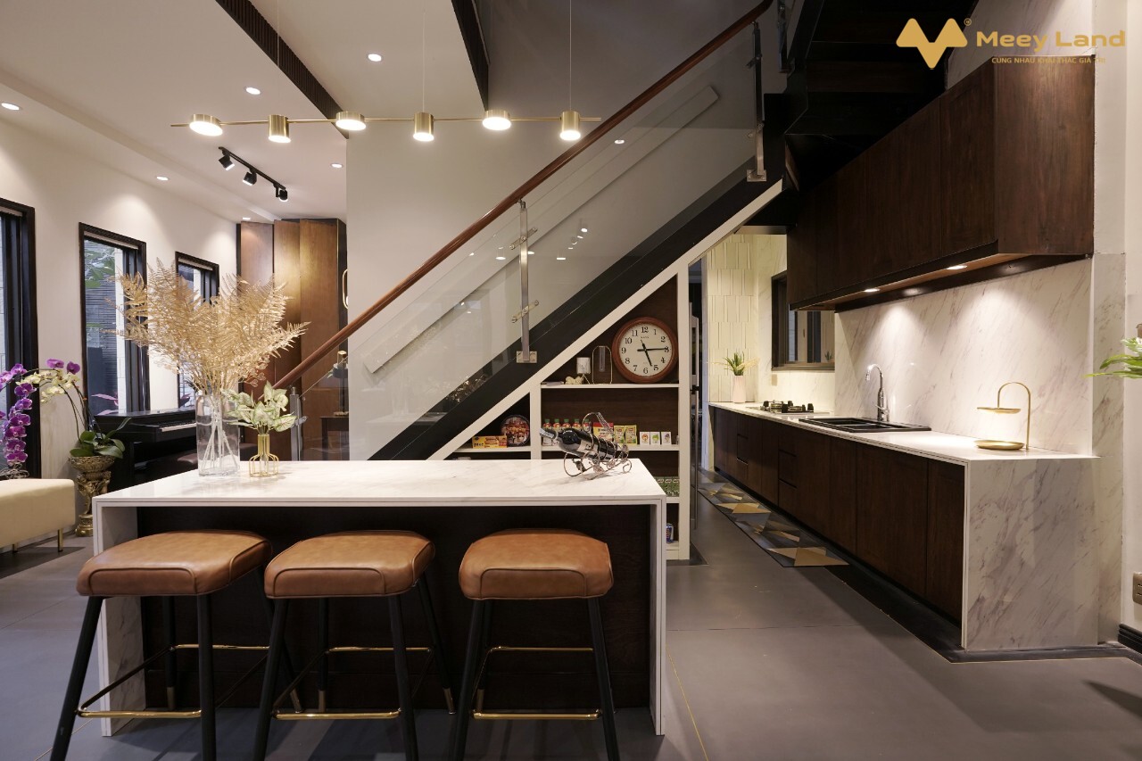 Bán rẻ biệt thự đẳng cấp 188m2, 1 trệt 2 lầu Nguyễn Duy Trinh, quận 2, Hồ Chí Minh