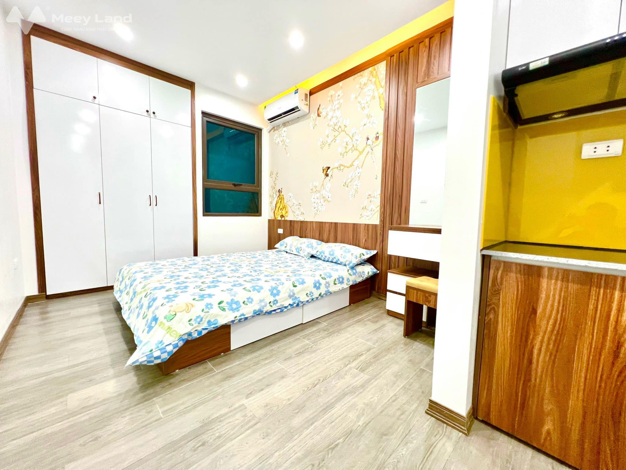 Chung cư mini Nguyễn Ngọc Vũ, 35 phòng full nội thất, cho thuê 200 triệu/ tháng