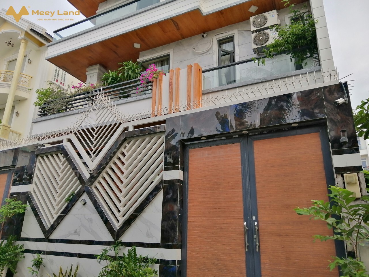 Biệt thự cao cấp 192m2 khu trí thức Bông Sao trung tâm quận 8, Hồ Chí Minh