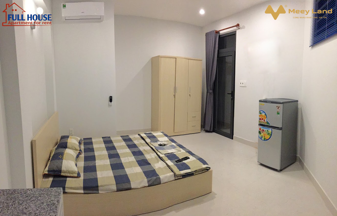 Phòng căn góc 2 ban công Quận 7 ngay chợ Tân Quy