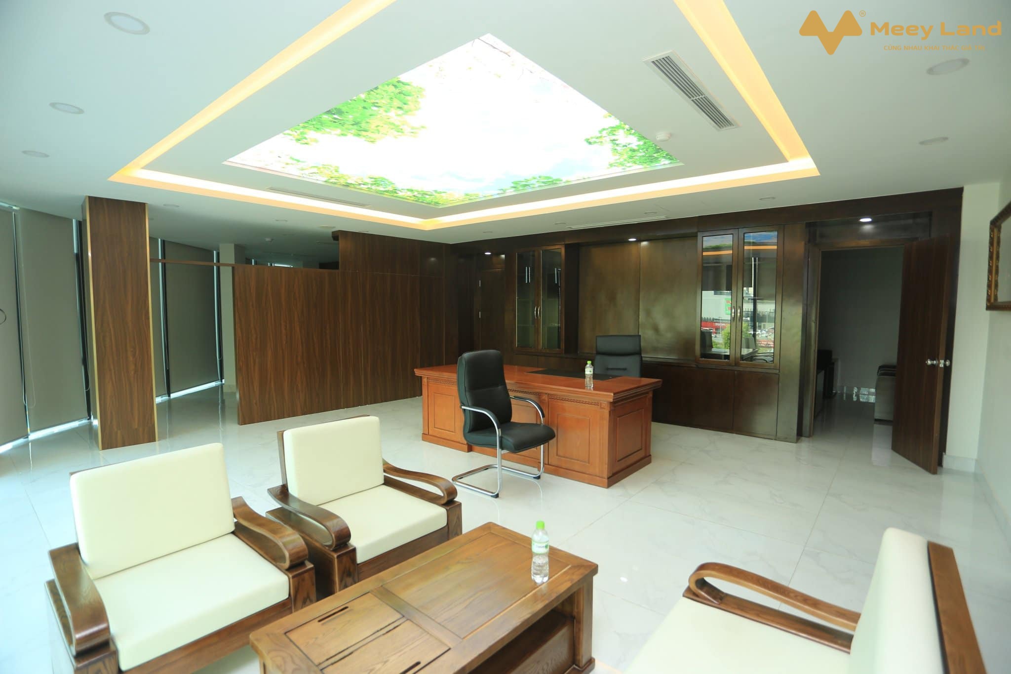 Bán nhà phố Nam Trung Yên, Cầu Giấy, lô góc 3 thoáng, 8 tầng thang máy có hầm