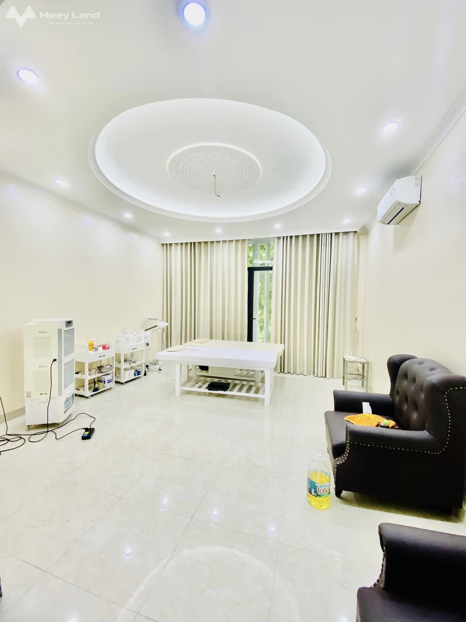 Bán liền kề khu nhà ở quốc hội, Lương Thế Vinh, 6 tầng, thang máy, vừa ở vừa làm văn phòng