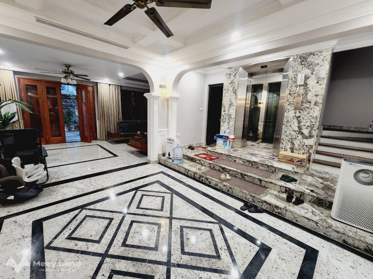 Biệt thự An Khang, Dương Nội, hoàn thiện đẹp, gần công viên, 4 tầng, thang máy có hầm