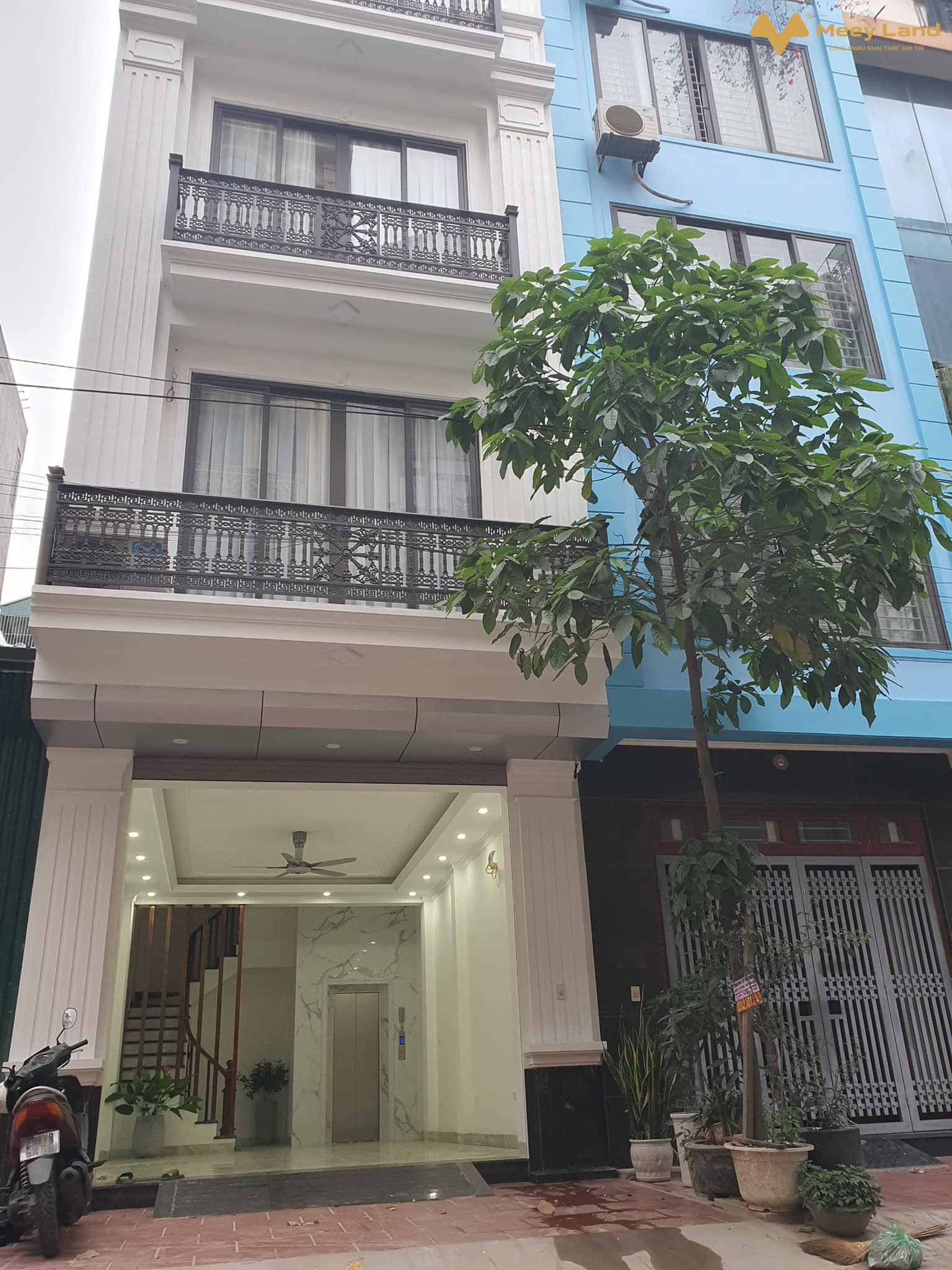 Nhà phân lô Vạn Phúc mới tinh, 7 tầng, thang máy, đường ô tô tránh, kinh doanh