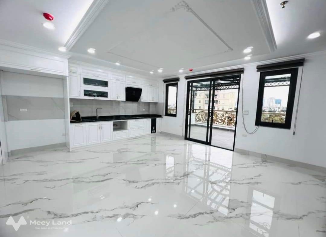 Mặt phố Hoàng Ngân, Cầu Giấy, 9 tầng thang máy mới tinh, kinh doanh