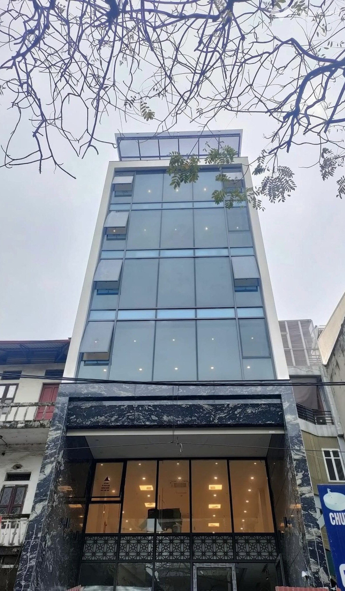 Nhà mặt phố quận Thanh Xuân, 10 tầng, thang máy mới tinh, kinh doanh