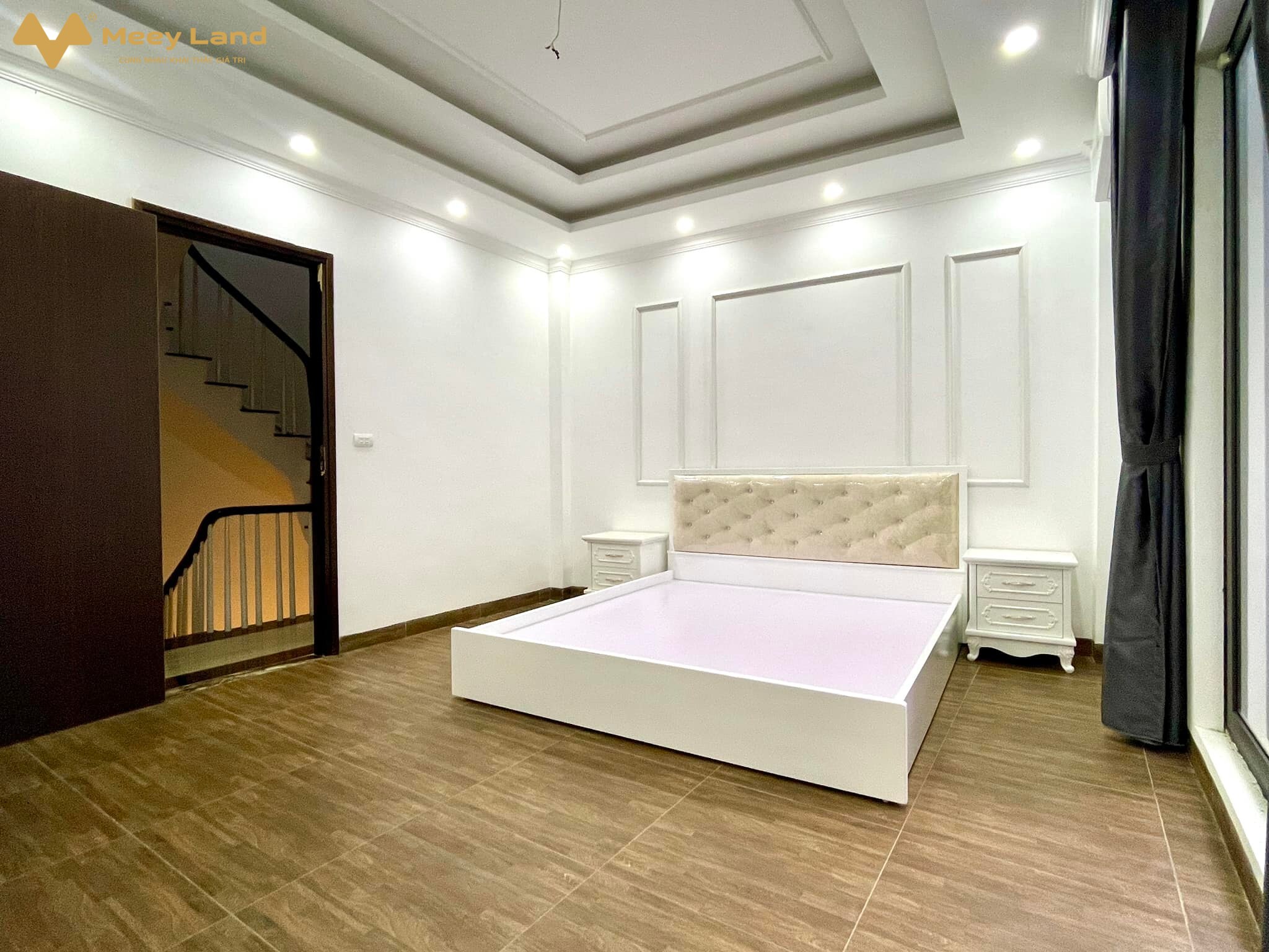 Bán nhà Kim Chung, khu đô thị Hinode, đường 32, xây 5 tầng, nội thất đẹp, giá 4.6 tỷ