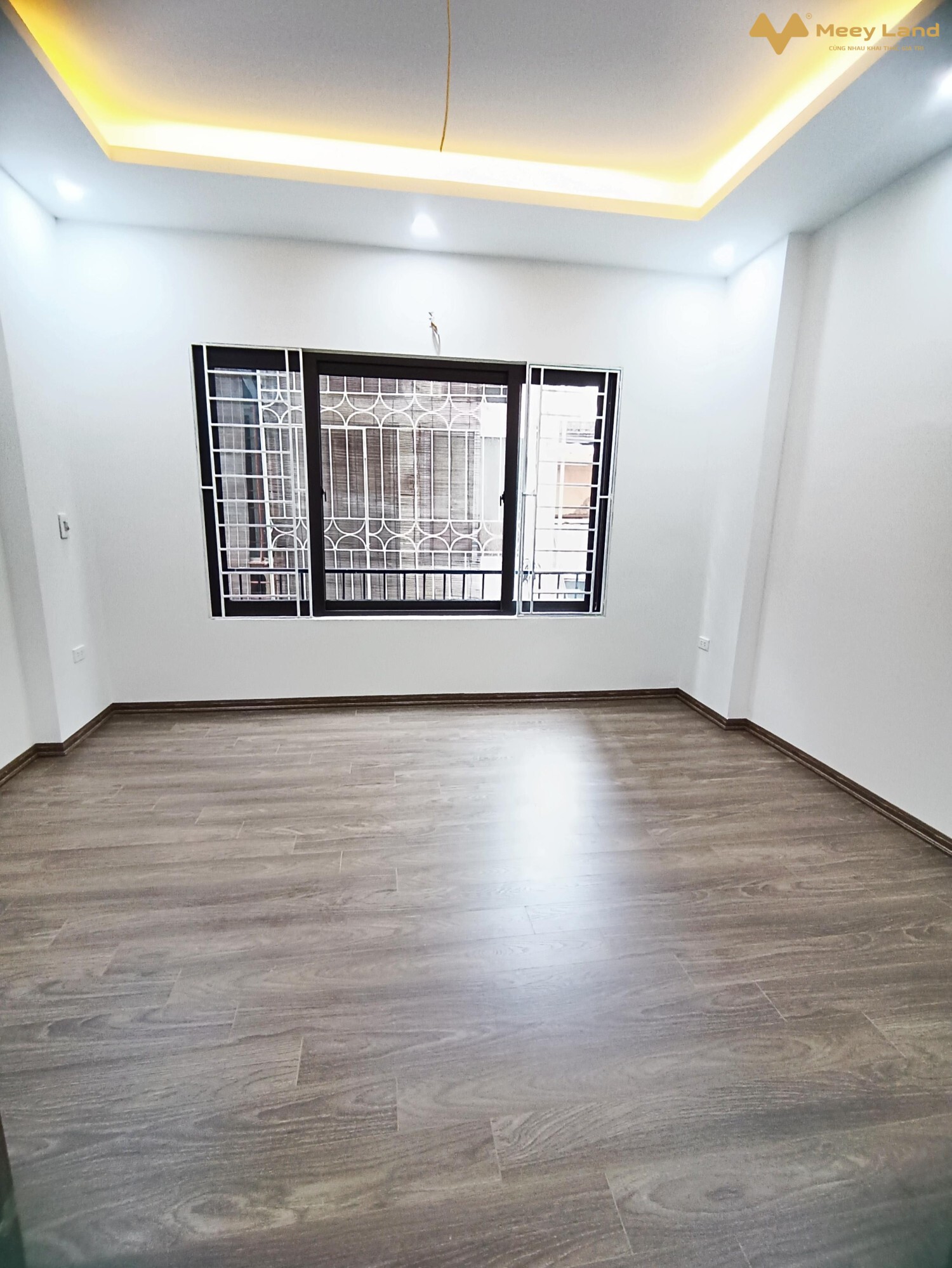 Bán nhà cực đẹp Phố Bạch Mai 50m2, 5 tầng, mặt tiền 4,3m, giá 5 tỷ