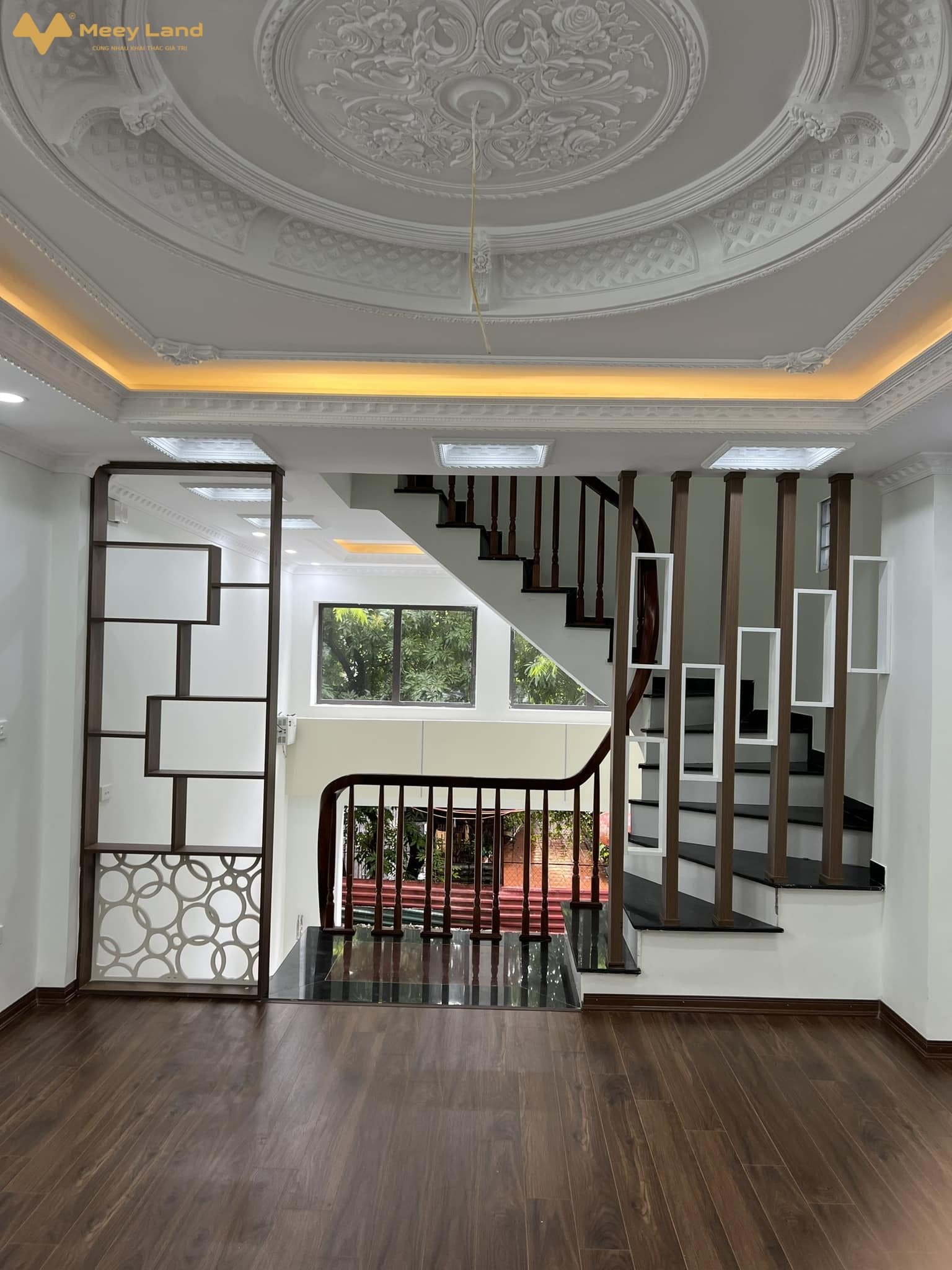 Bán nhà Tứ Hiệp 45m2, xây mới ở luôn, ngõ ba gác, ô tô hơn 10m, giá 6,95 tỷ