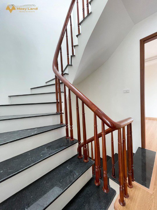 Bán nhà An Khánh xây mới, 40m2, 4 tầng, 4 phòng ngủ, gần Mỹ Đình, đường lớn, giá 5 tỷ