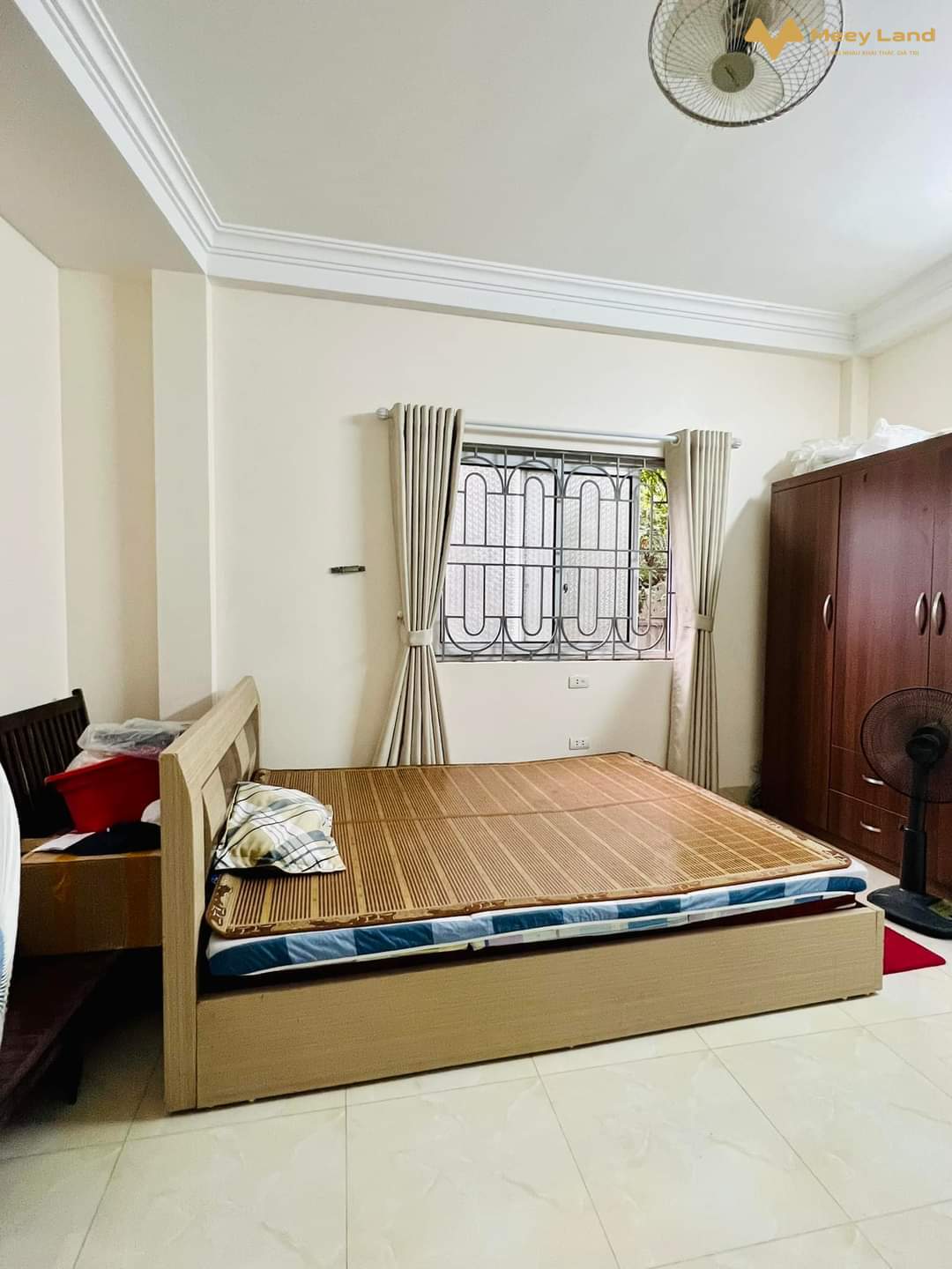 Chính chủ bán nhà Vân Canh 40m2, 4 tầng, 4 phòng ngủ, có nội thất, đi Mỹ Đình 4km