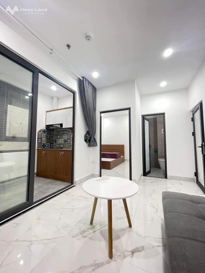 Chung cư mini phố Quan Nhân, gồm 21 phòng khép kín, 3 mặt thoáng, cho thuê 140 triệu/ tháng