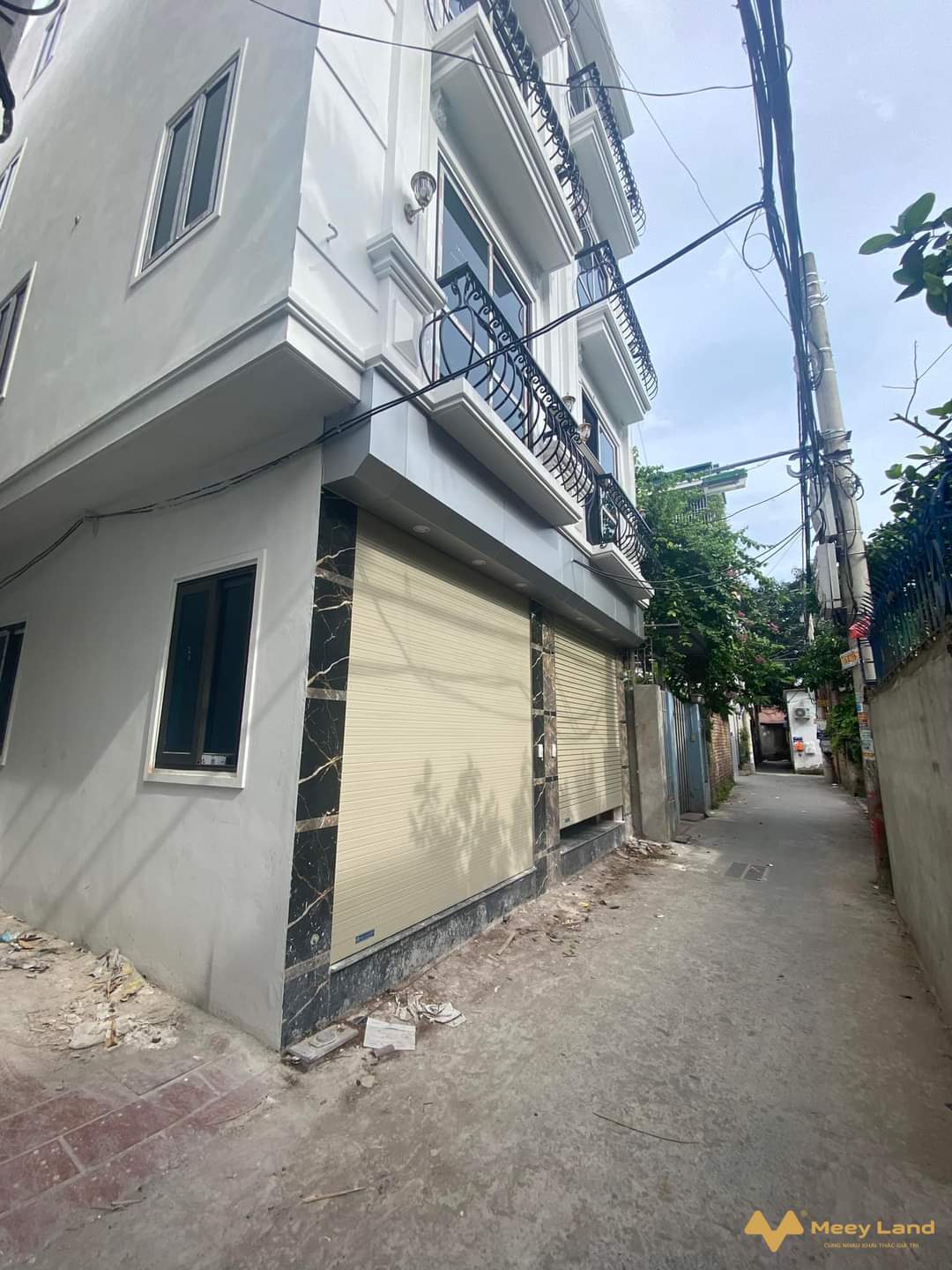 Bán nhà Đại Mỗ gần Tố Hữu, 35m2, 5 tầng, gần đường lớn, tiện ích, giá 5.8 tỷ