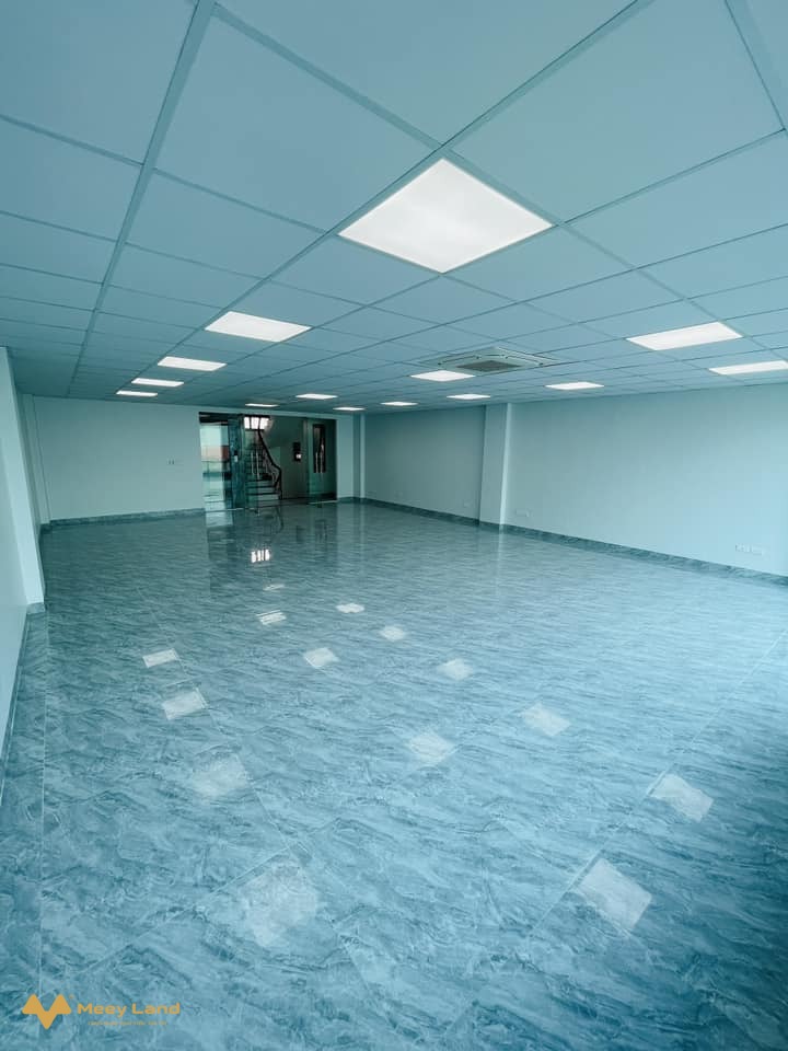 Building văn phòng – trung tâm Thanh Xuân – 9 tầng thang máy – dòng tiền 100 triệu/tháng