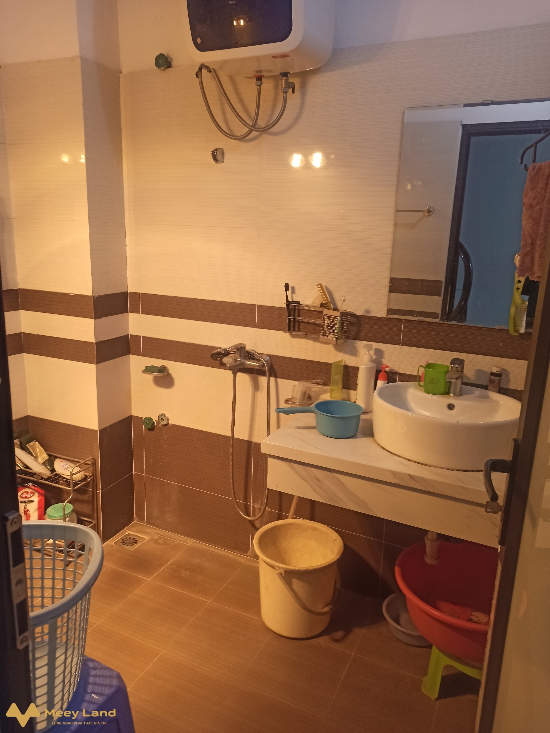 Bán nhà mặt tiền Phương Canh, 38m2, 5 tầng, gara ô tô đỗ, 2 mặt tiền, nội thất đẹp