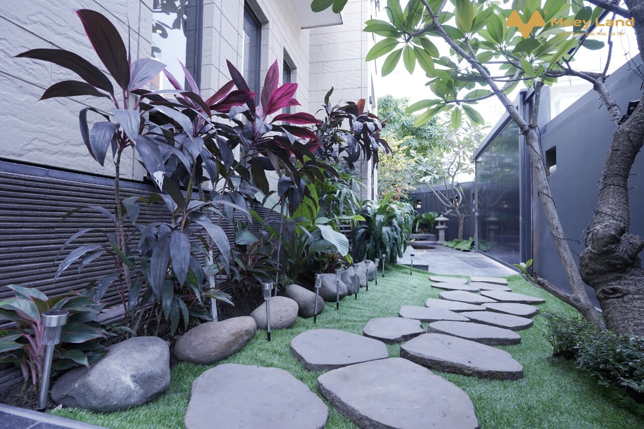 Bán rẻ biệt thự đẳng cấp 188m2, 1 trệt 2 lầu Nguyễn Duy Trinh, quận 2, Hồ Chí Minh