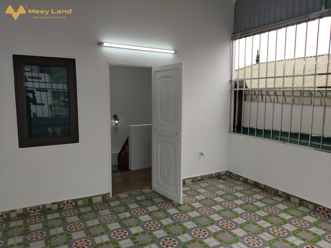 Bán nhà ô tô đỗ cửa. 47m2, 3 tầng, cách bến Yên Nghĩa 1.1km, giá 1.95 tỷ