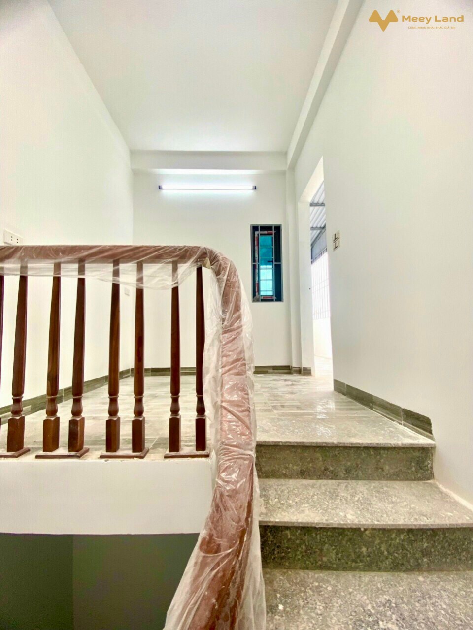 Nhà mới Xuân Phương gần đường Trịnh Văn Bô, 5 tầng, 3 ngủ, ô tô đỗ gần giá 5 tỷ