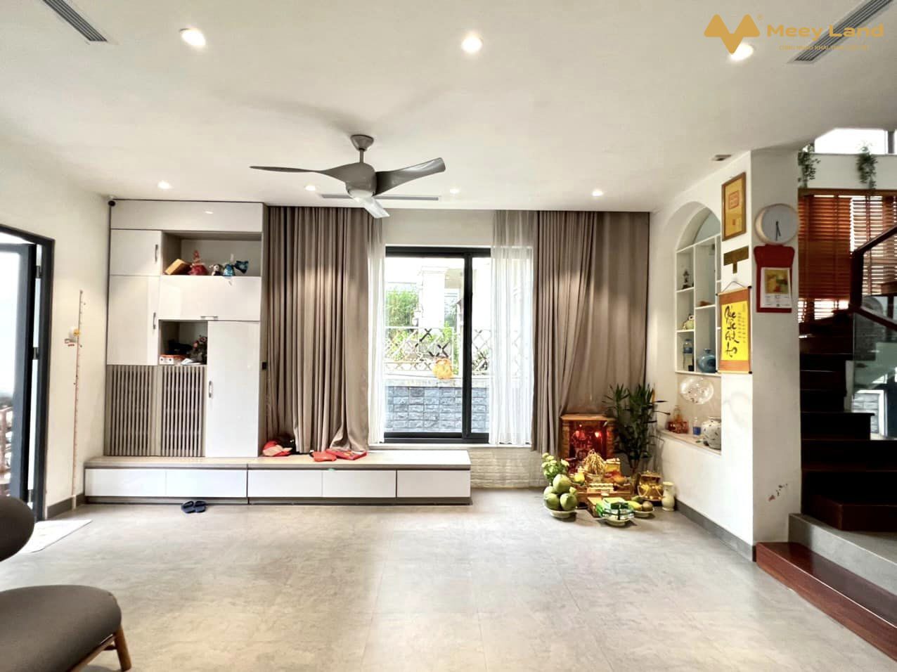 Bán biệt thự Vinhomes Reverside Long Biên, sổ đỏ chính chủ, giá tốt