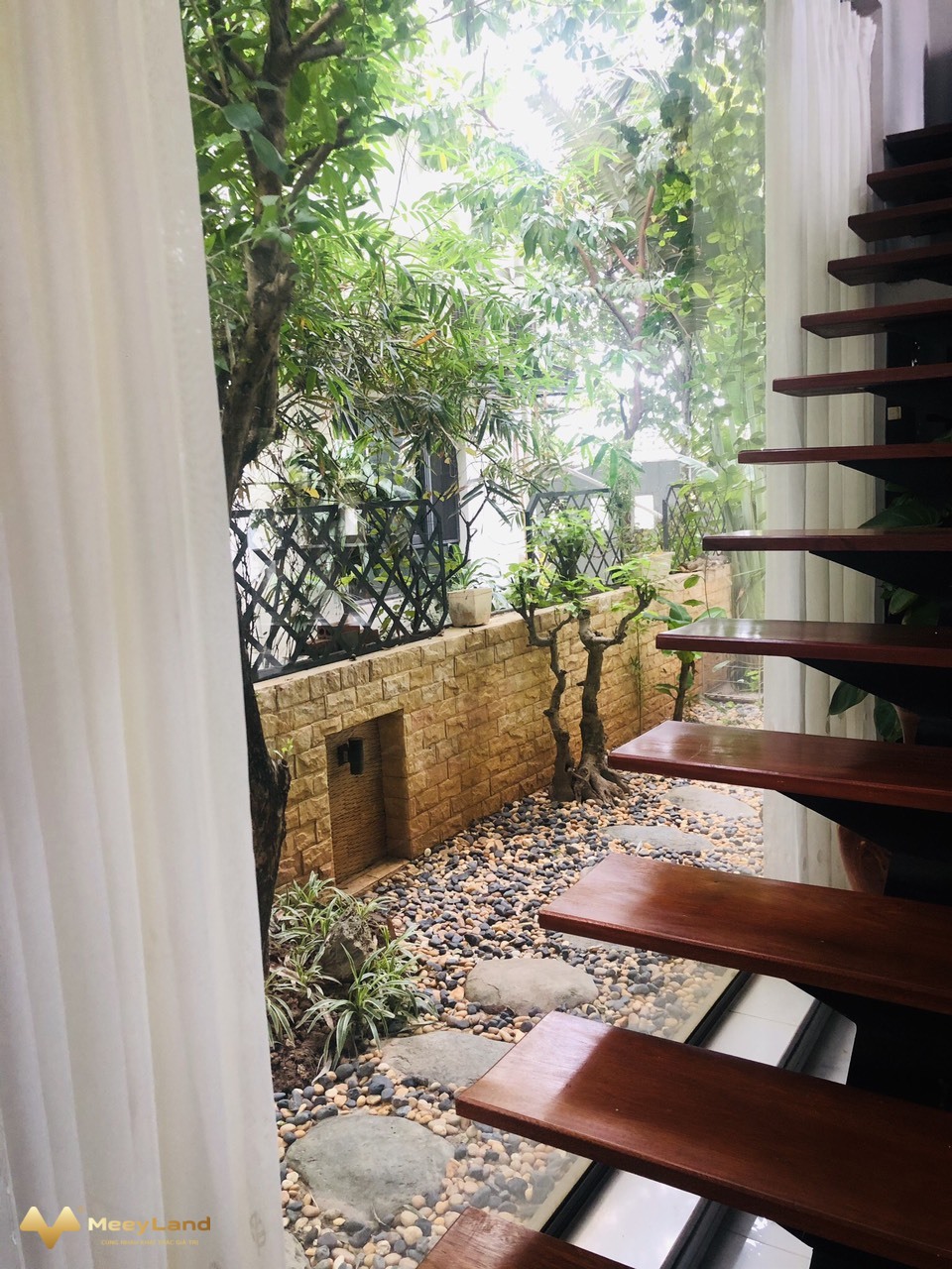 Chính chủ bán biệt thự đơn lập Vinhomes Thăng Long, hoàn thiện nội thất đẹp