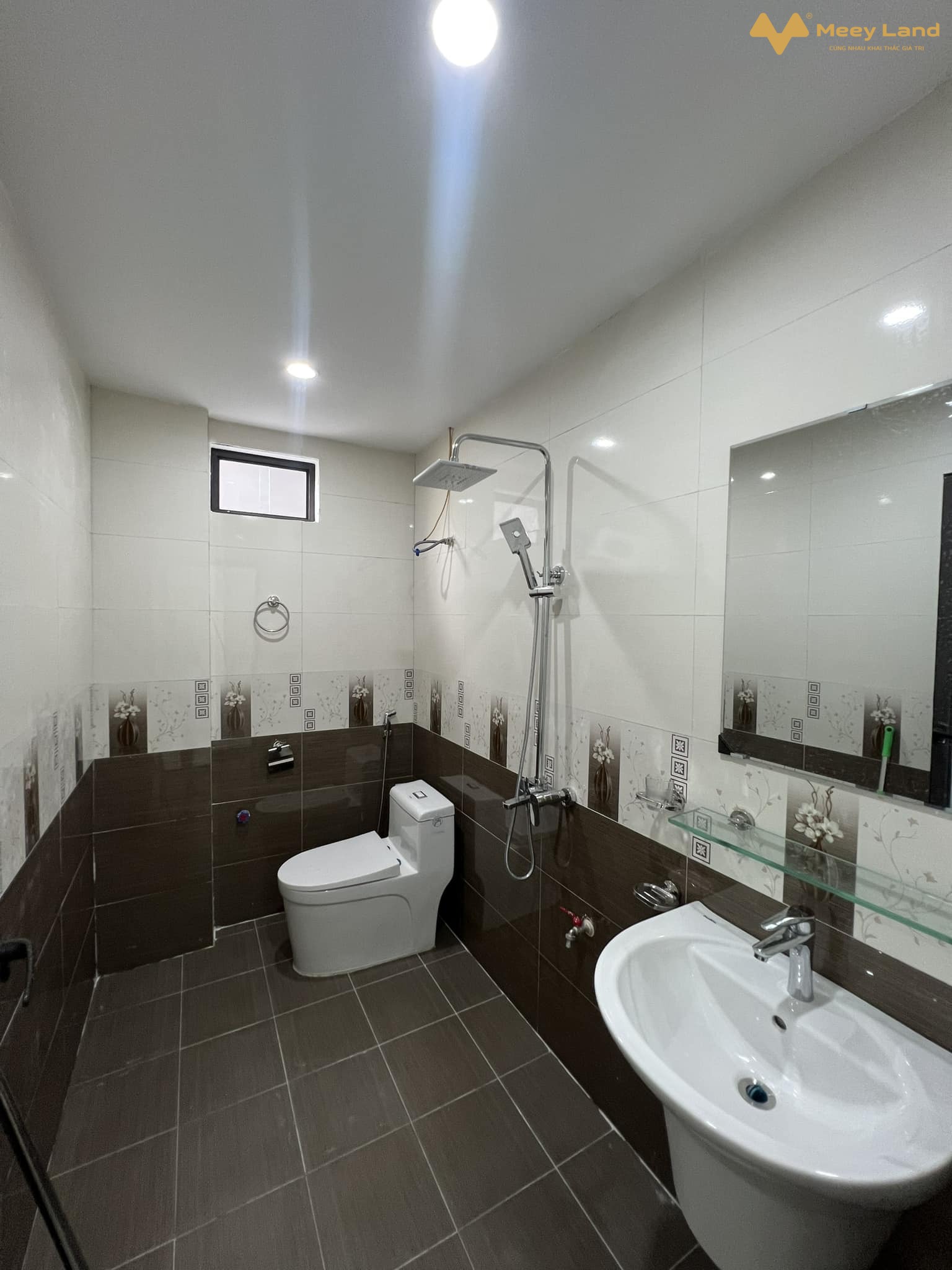 Bán nhà Tứ Hiệp 45m2, xây mới ở luôn, ngõ ba gác, ô tô hơn 10m, giá 6,95 tỷ