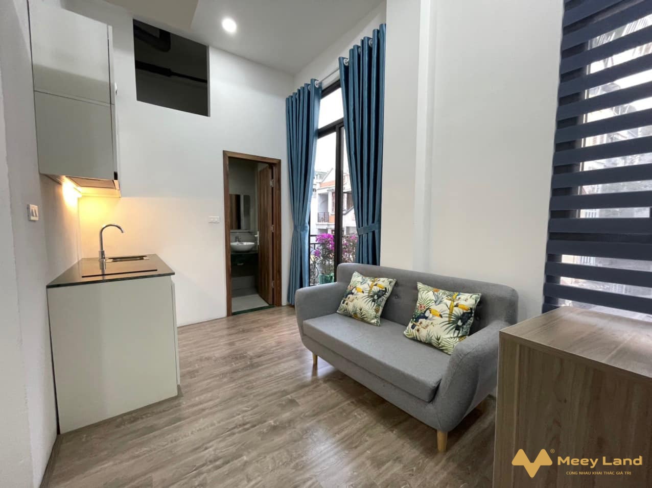 Bán chung cư mini Trung Hòa, Cầu Giấy, thang máy, nội thất xịn sò