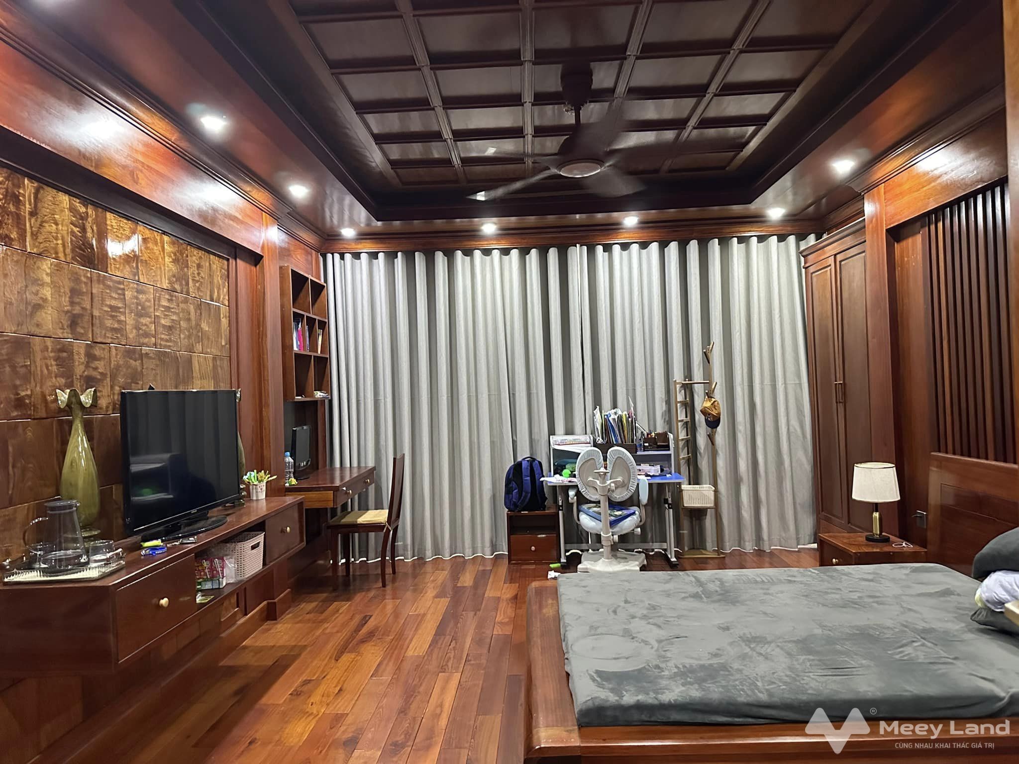 Mặt phố Giáp Nhất, Thanh Xuân, 9 tầng thang máy, vừa ở vừa cho thuê 70 triệu/tháng