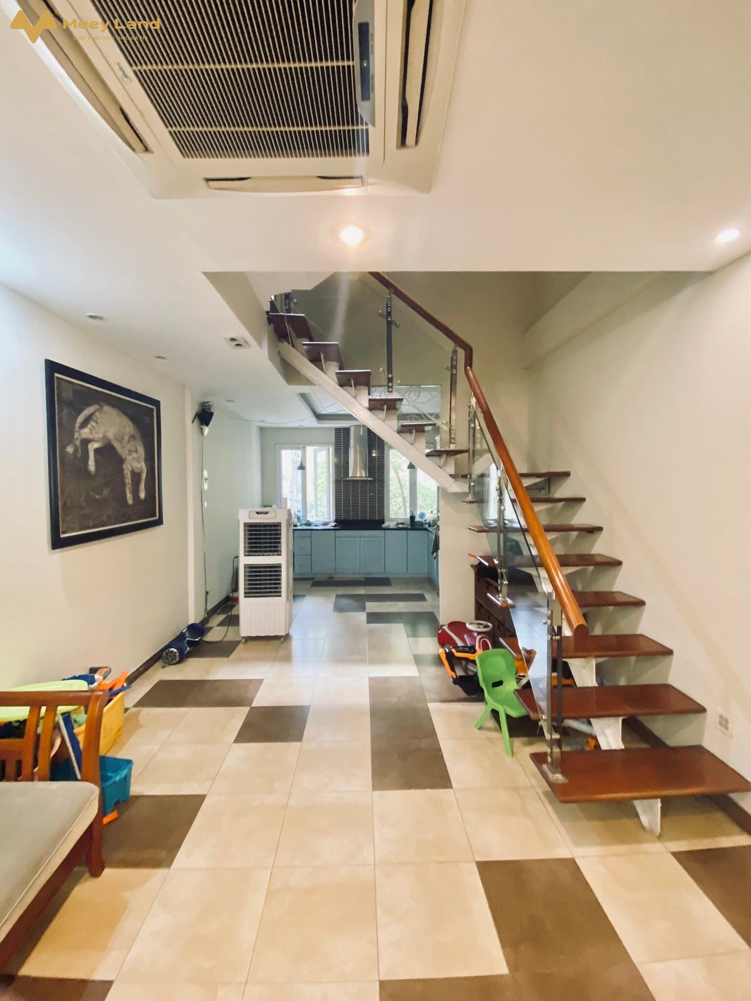 Bán gấp nhà phố Võ Thị Sáu 55m2, 5 tầng, mặt tiền 3,5m, giá 9,8 tỷ